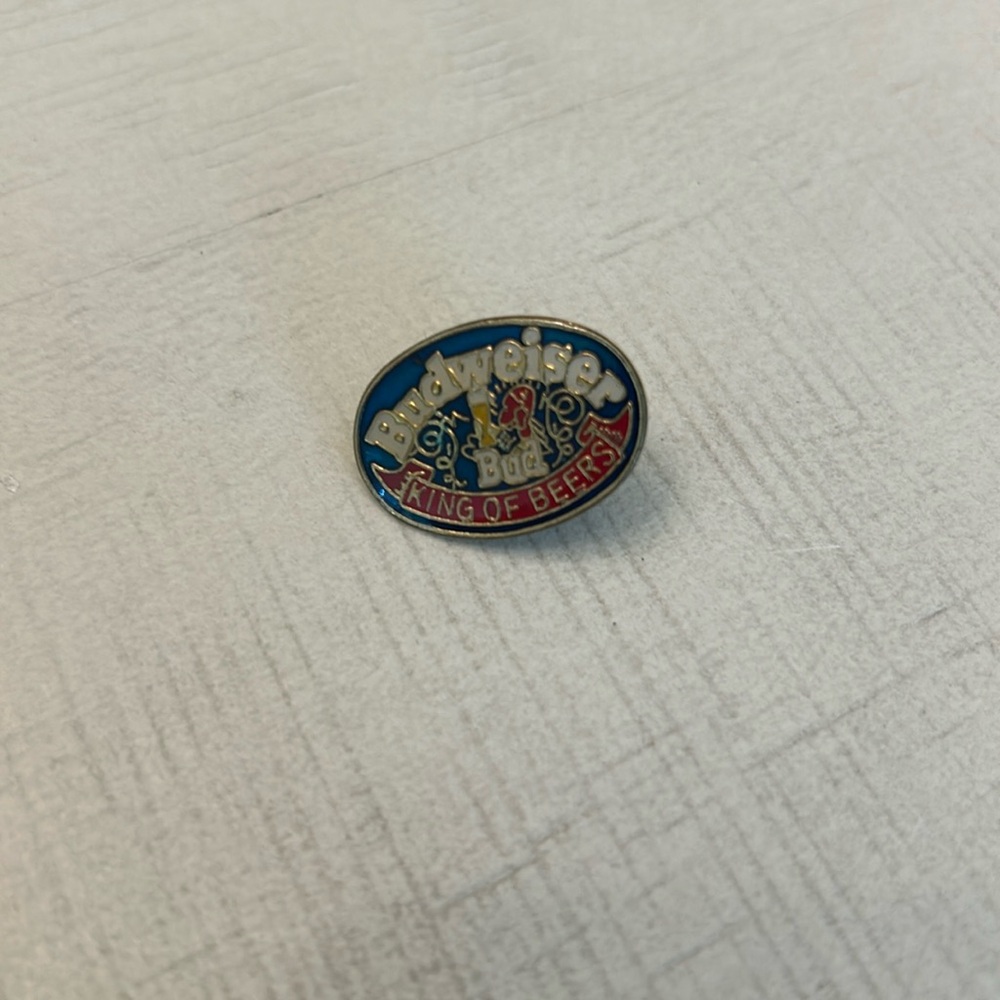 Budweiser vintage pin